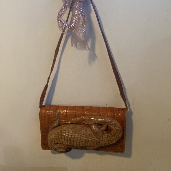 perfect⭐️ VTG condition purse with many compartments, real alligator purse AS IS - Picture 2 of 12